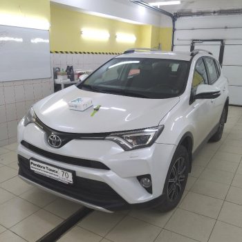 Toyota RAV 4 + UX 4G в Пандора Томск