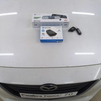 Установка на Mazda 3 регистратора, камеры ЗВ и антирадара